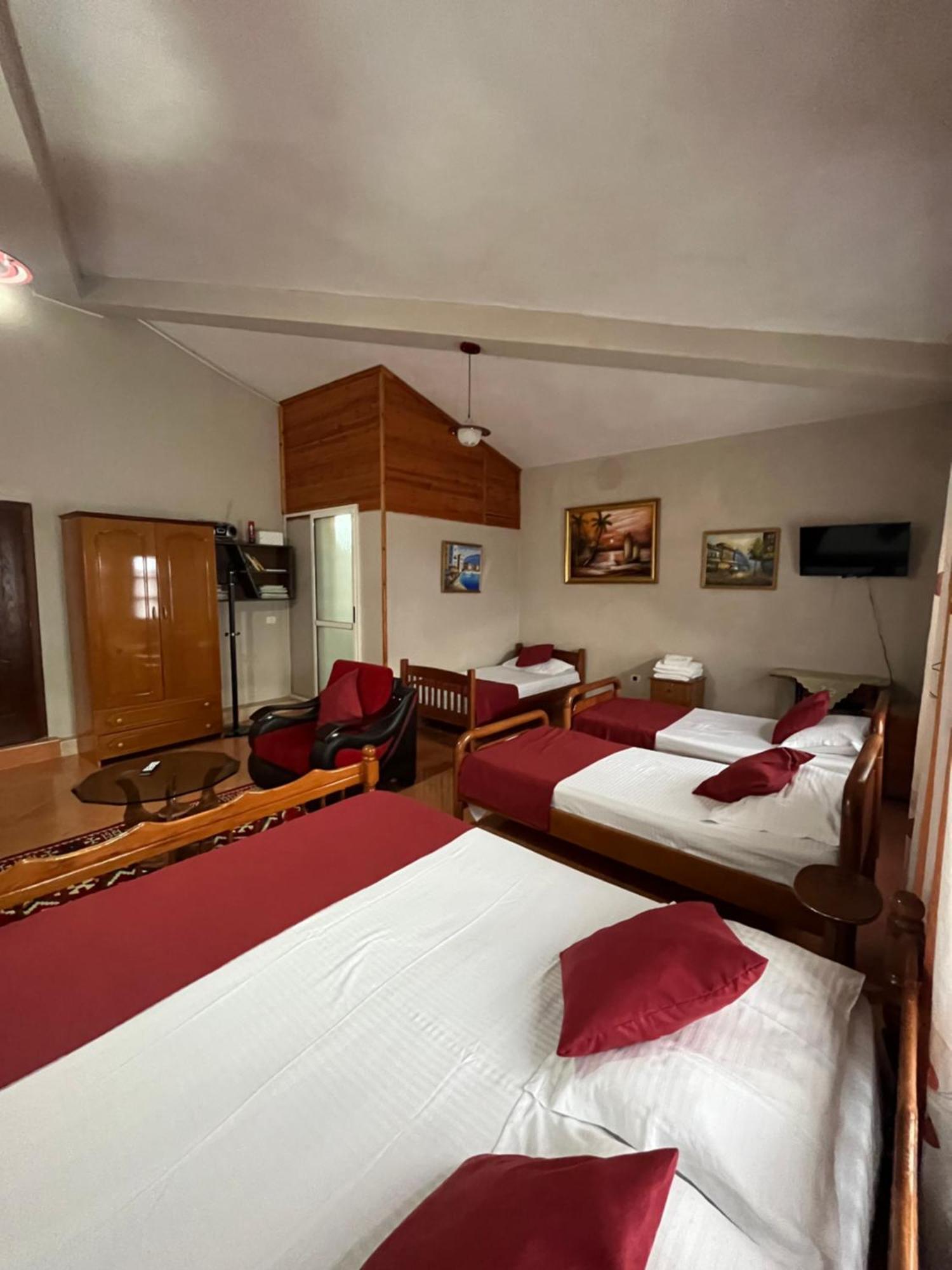Rooms Emiliano Castle Of Kruja Cameră foto